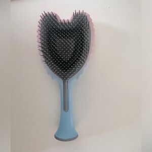 Hair brush